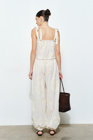 61 Jane Embroidered Balloon Pants