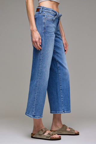 Hidden Mid Rise Logan Dad Jeans