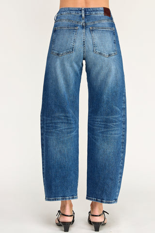 Level 99 Quinn Curve Wide Leg Barrel Jeans