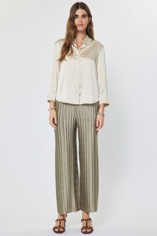 Madison 3/4 Sleeve Satiny Button Down Shirt