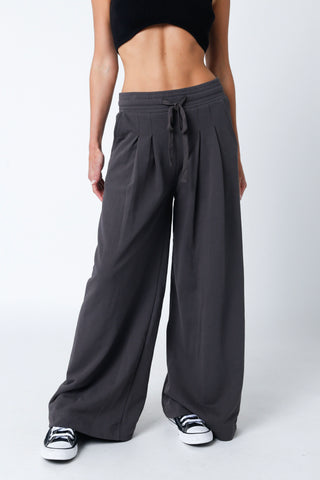 Olivaceous Firenze Pants - Premium clothing at Lonnys NY - Just $60! Shop Womens clothing now 