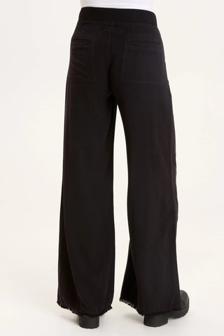 XCVI Twill Beach Trousers - Premium clothing at Lonnys NY - Just $79! Shop Womens clothing now 